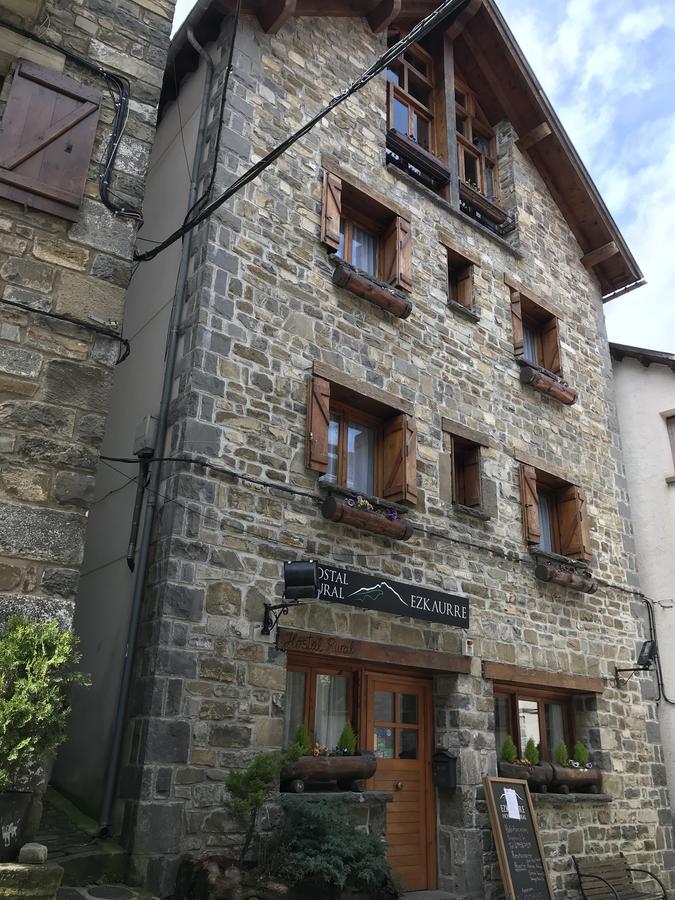 איסאבה Hostal Ezkaurre מראה חיצוני תמונה